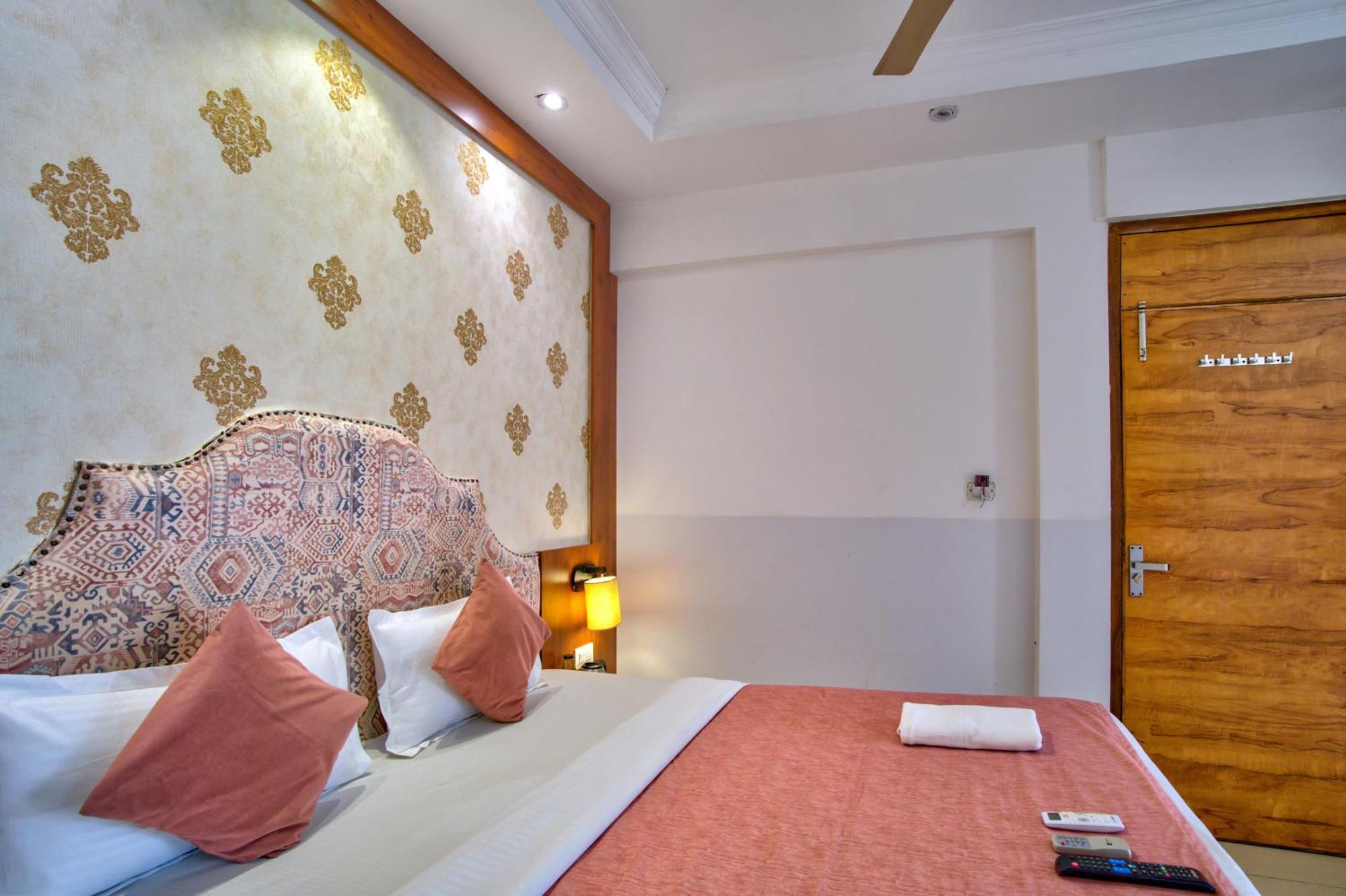 Hotel Sea Sapphire ,กาลังกูติ ภายนอก รูปภาพ