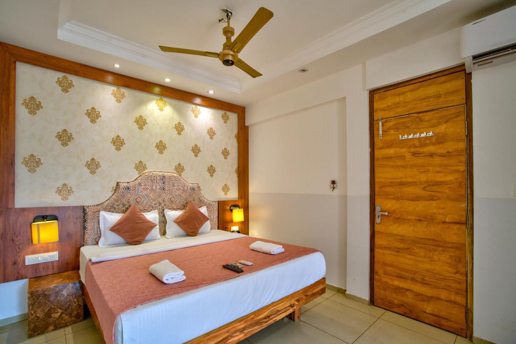 Hotel Sea Sapphire ,กาลังกูติ ภายนอก รูปภาพ